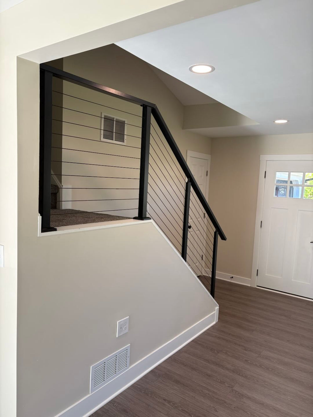 Modern and very easy to align.